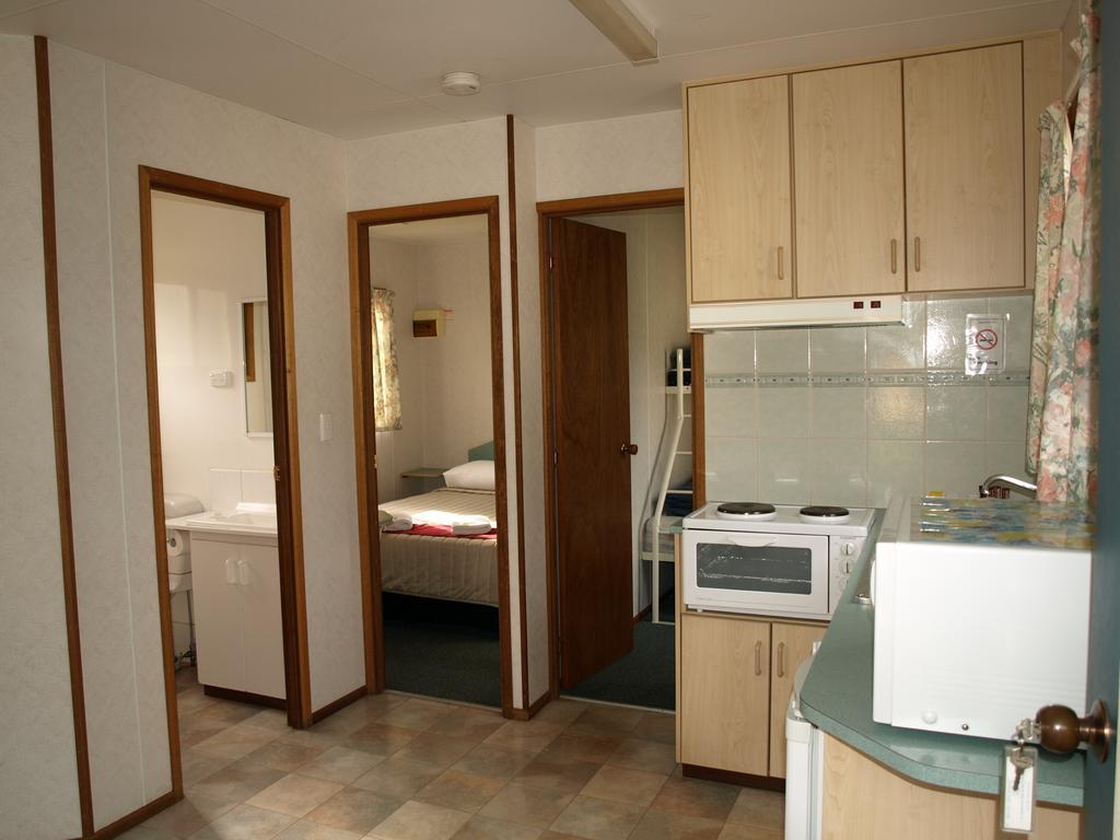 Cowra Holiday Park Номер фото