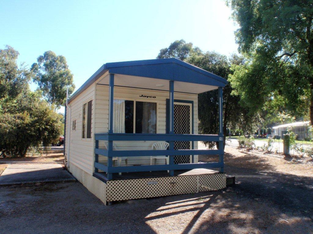 Cowra Holiday Park Номер фото